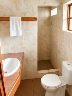 Single Guest / 2 Sleeper Room photo 1